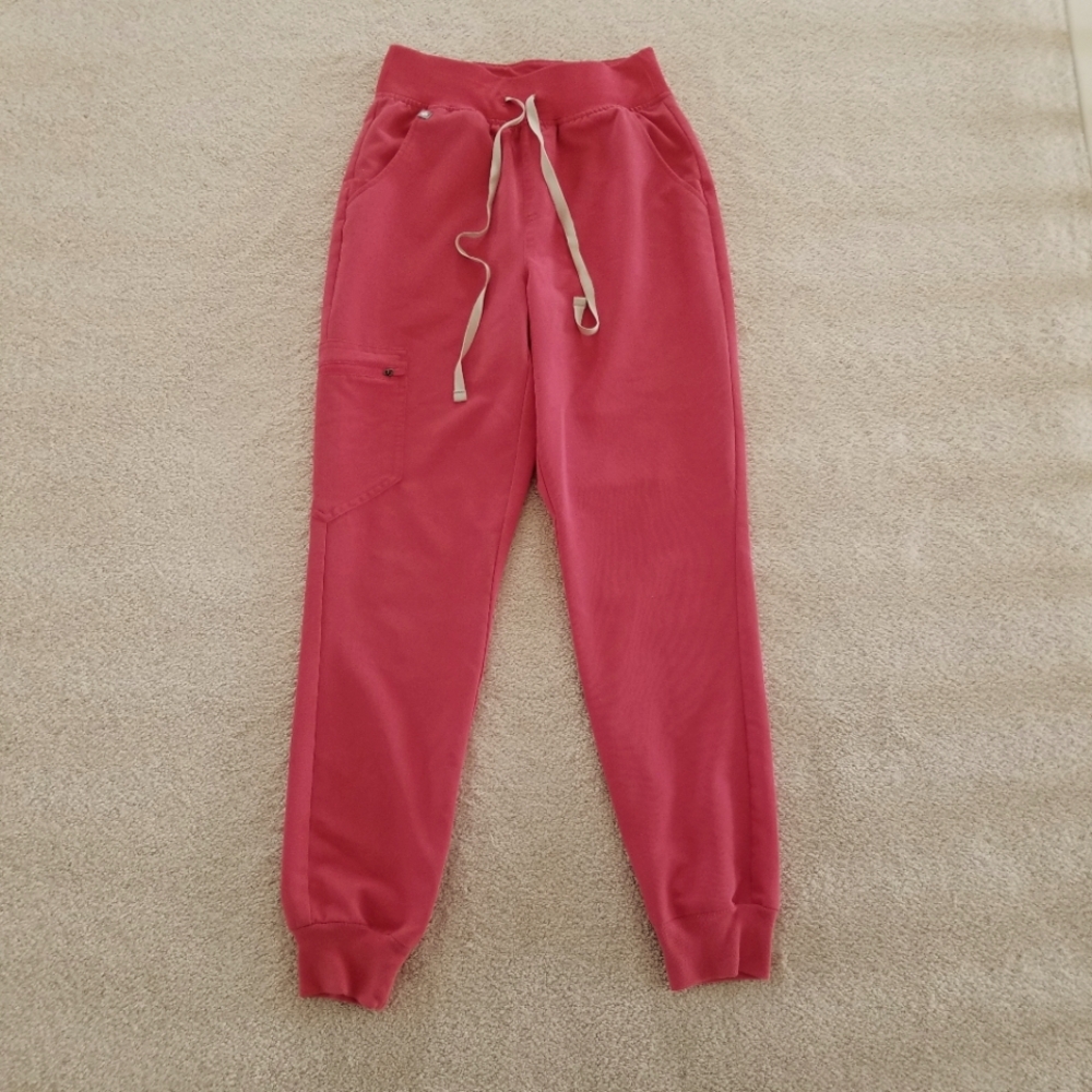 FIGS High Waisted Zamora Jogger Scrub Pants Light Red Size XS